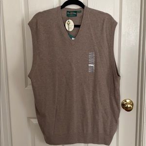 Men’s Lambswool Vest!